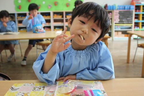 4月28日 4月誕生会　お楽しみ