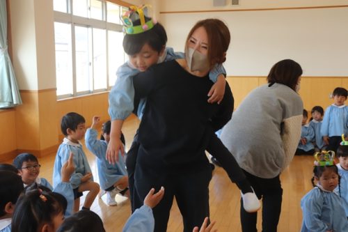 s-IMG 2004